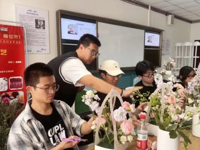 职校学习是他们确立工作