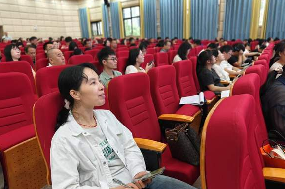 数字素养提高等进阶课更