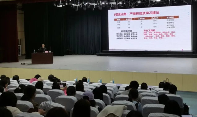 持续夯实校家社协同育人