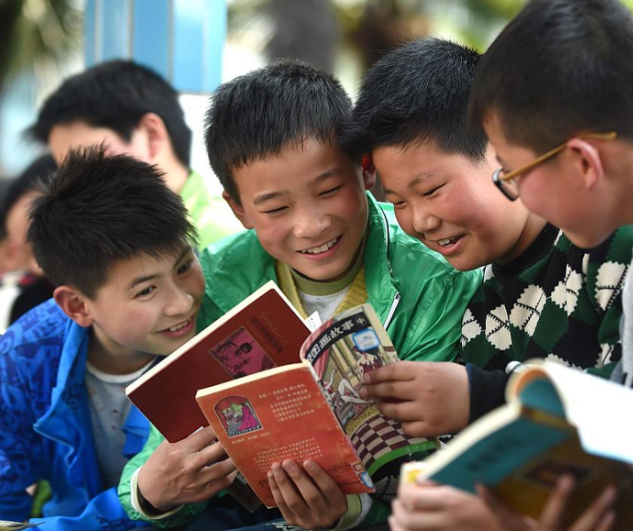 依托四维阅览丛书构建课