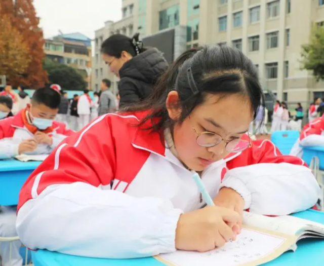 经过将大赛理念融入生计